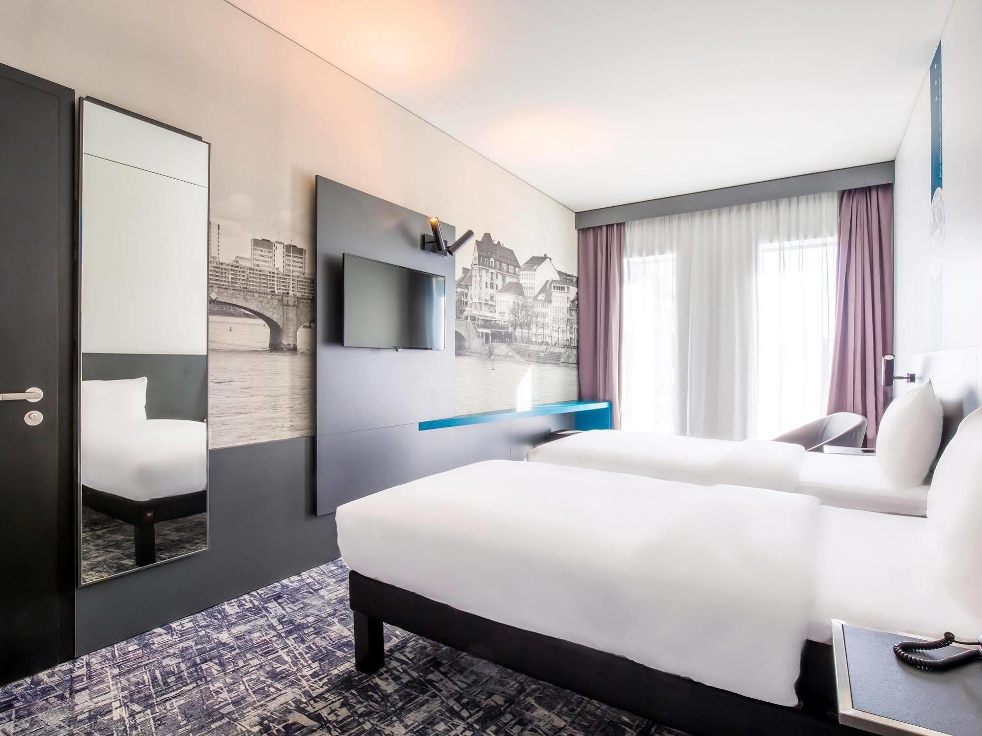 Ibis Styles Basel City Buitenkant foto