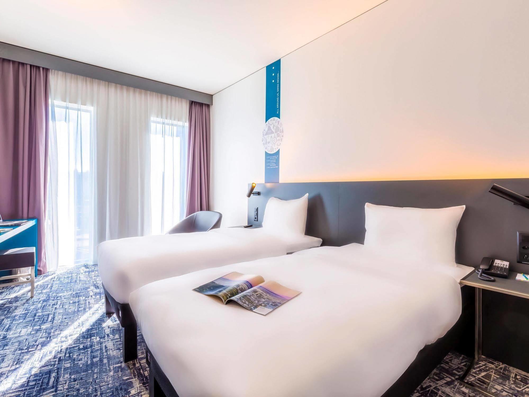 Ibis Styles Basel City Buitenkant foto